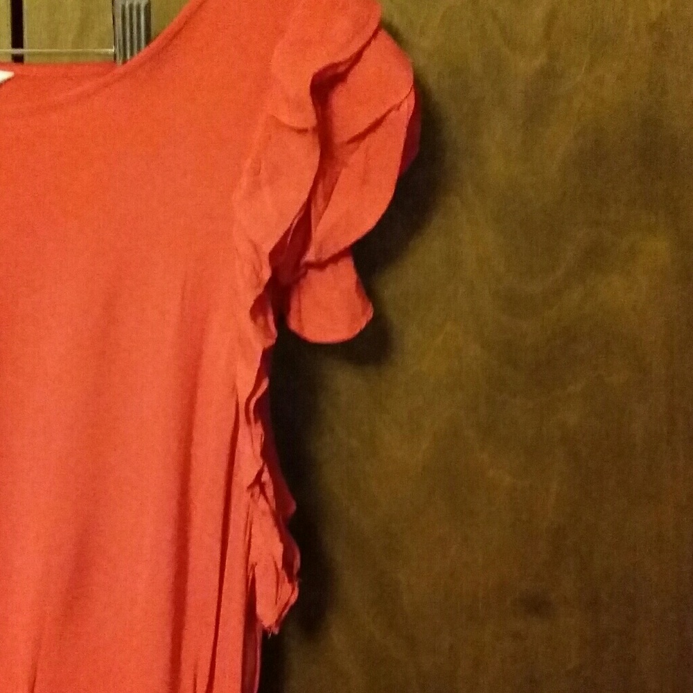 BCBG GENERATION Red Ruffle Sleeve Dress -Large - Picture 2 of 7